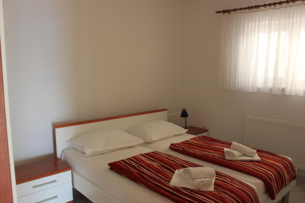 Pile Apartments 5 Omiš Eksteriør billede